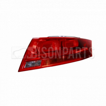 REAR LAMP DRIVERS SIDE RH