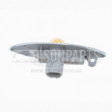CLEAR OVAL SIDE REPEATER PASSENGER SIDE LH