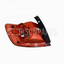 REAR LAMP DRIVERS SIDE RH