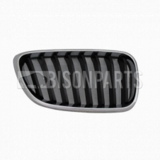 FRONT GRILLE DRIVERS SIDE RH
