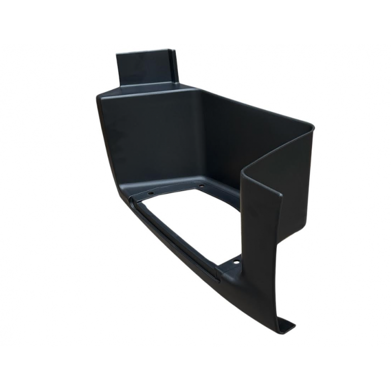 LOWER STEP SURROUND PASSENGER SIDE LH