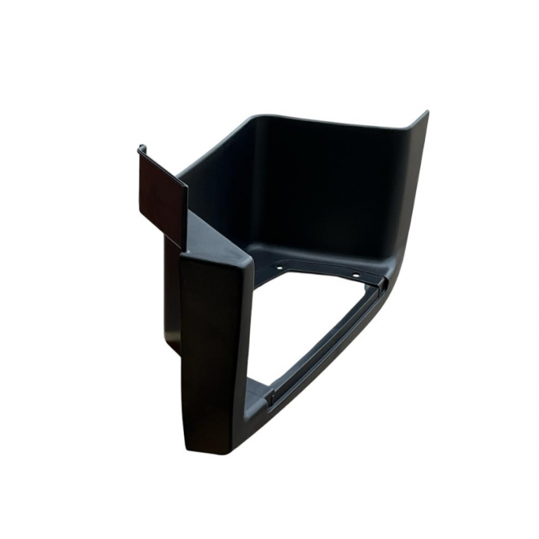 LOWER STEP SURROUND PASSENGER SIDE LH