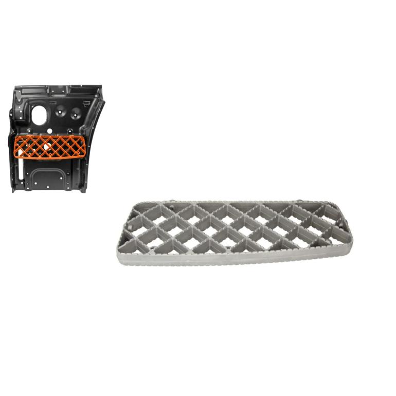 LOWER STEP CENTRE TREAD PLATE