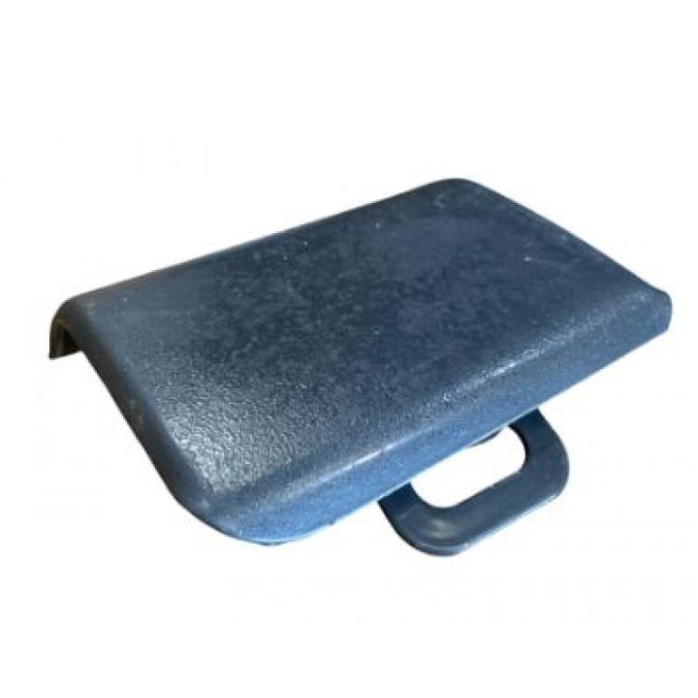 CAB MUDGUARD FINISHING TRIM FITS RH OR LH