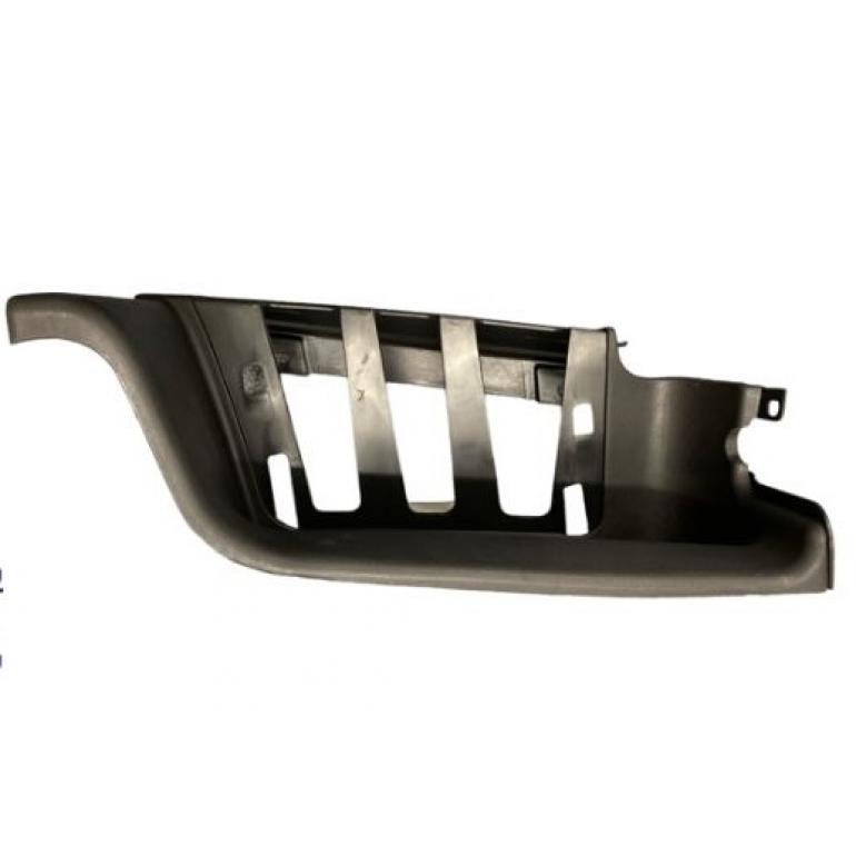 TEXTURED LOWER STEP SURROUND PASSENGER SIDE LH
