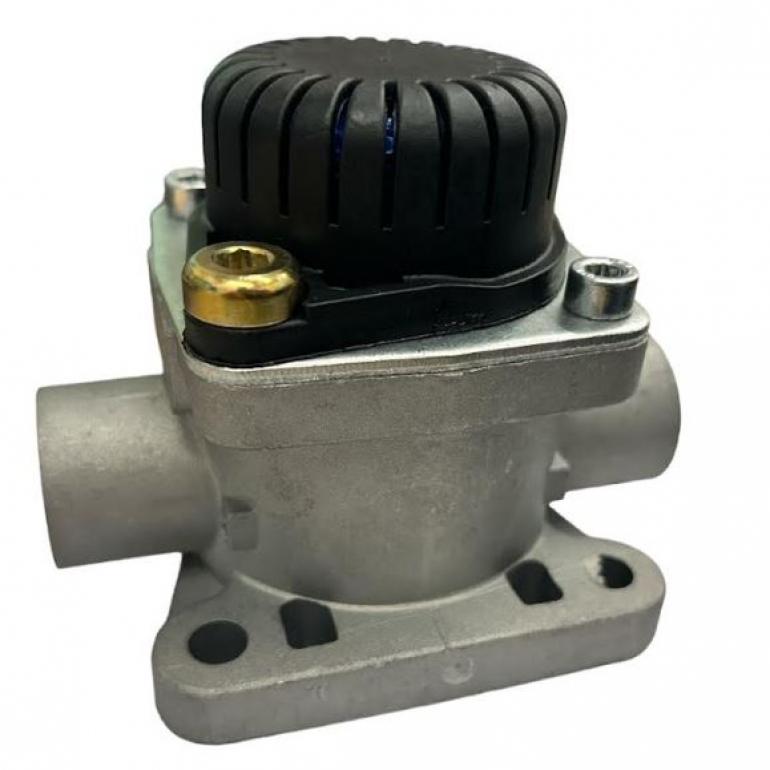 PARKING BRAKE RELAY VALVE