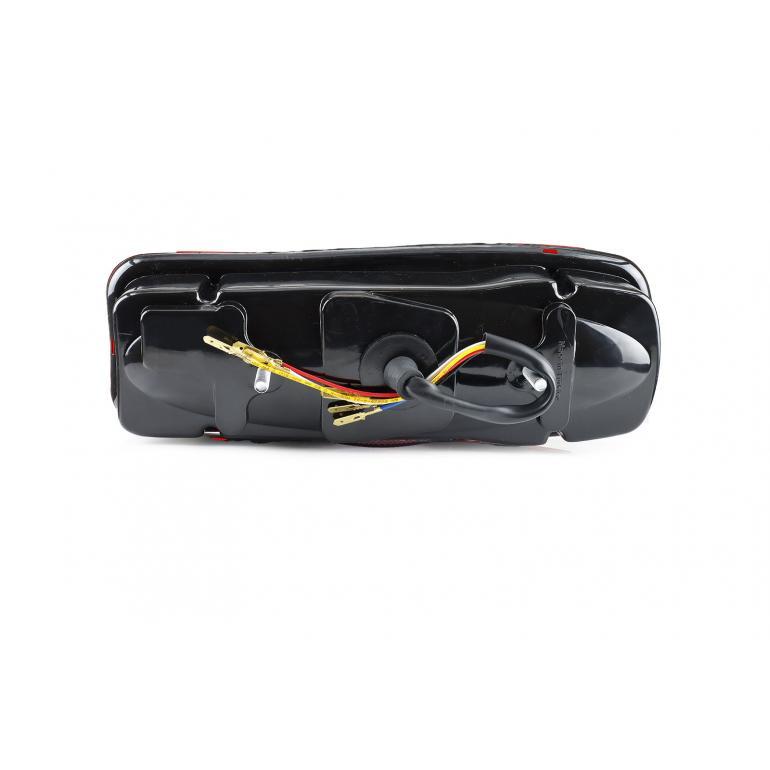 REAR COMBINATION LAMP WITH NUMBER PLATE LAMP PASSENGER SIDE LH
