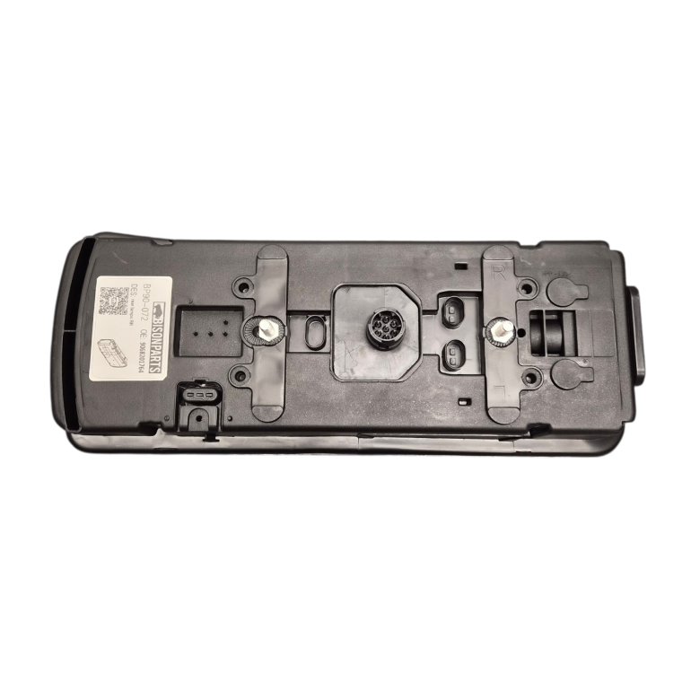 REAR COMBINATION LAMP DRIVER SIDE RH