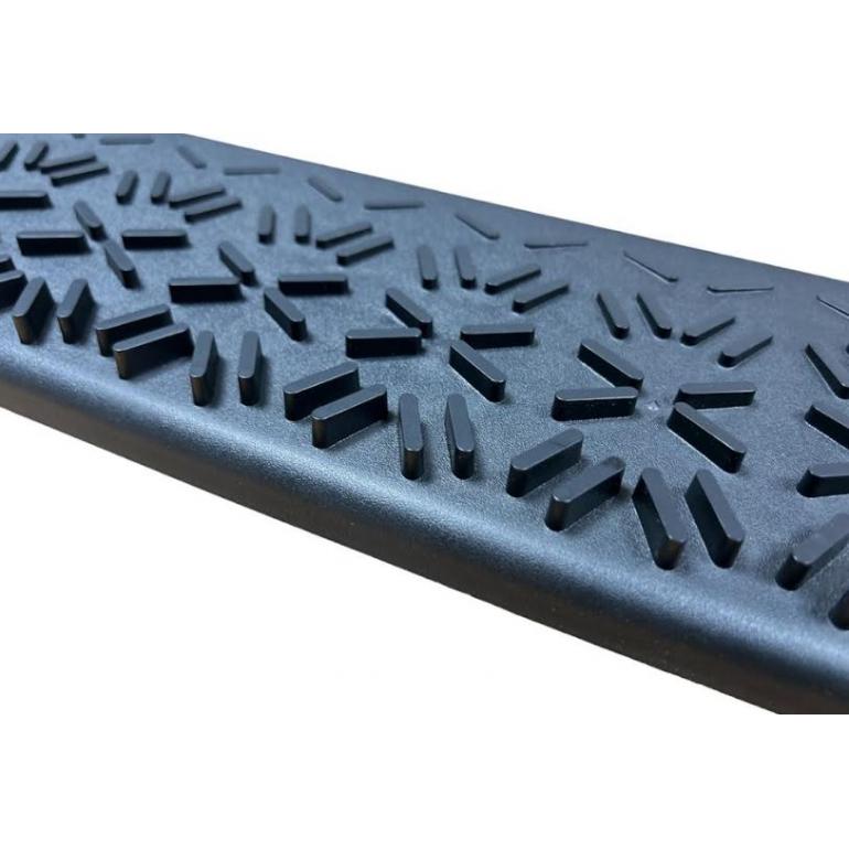FRONT BUMPER STEP TREAD PLATE