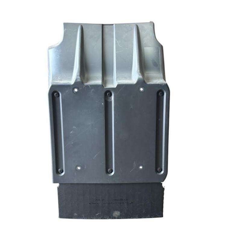 CABIN REAR DROPWING WITH SPRAY SUPPRESSION FLAP DRIVER SIDE RH