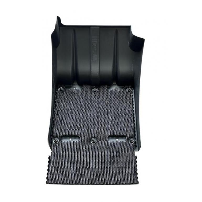 CABIN REAR DROPWING WITH SPRAY SUPPRESSION FLAP DRIVER SIDE RH