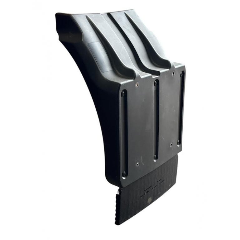 CABIN REAR DROPWING WITH SPRAY SUPPRESSION FLAP PASSENGER SIDE LH