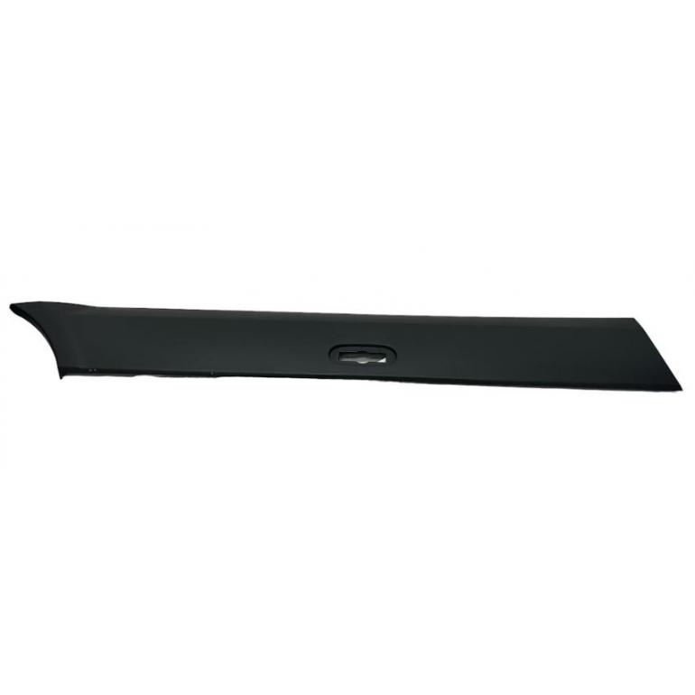 LOWER PROTECTIVE TRIM PANEL DRIVER SIDE RH