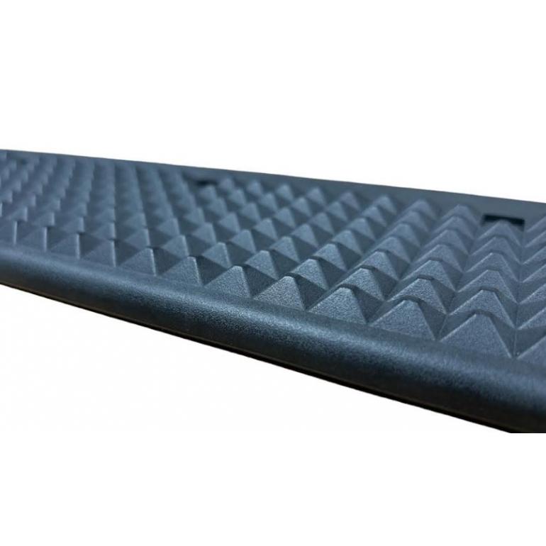 FRONT BUMPER UPPER TREAD PLATE