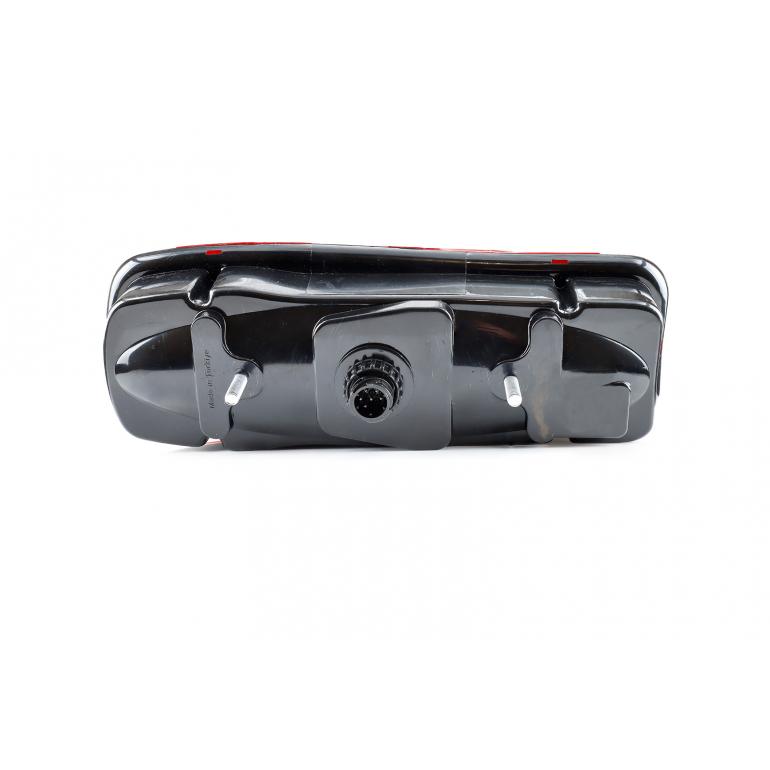 REAR COMBINATION LAMP FITS RH OR LH