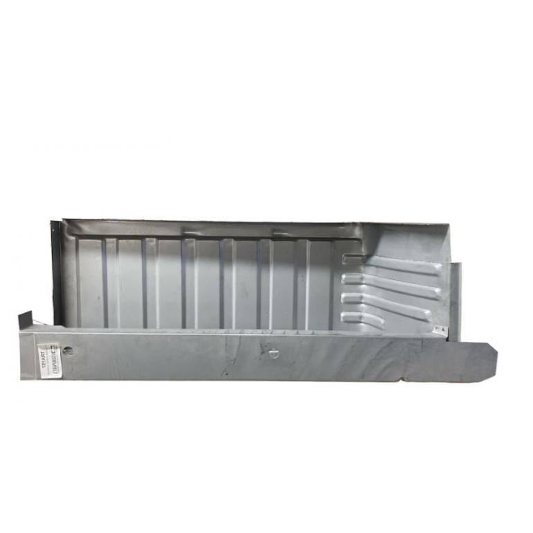 PRIMED LOWER DOOR STEP SURROUND PASSENGER SIDE LH