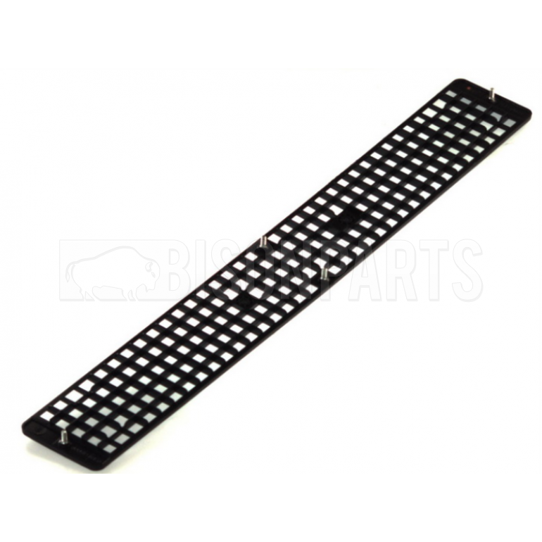FRONT CENTRE GRILLE PANEL