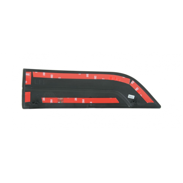 FRONT CENTRE PANEL END TRIM PASSENGER SIDE LH