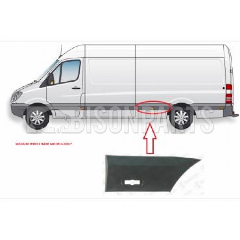 MIDDLE PROTECTIVE TRIM PASSENGER SIDE LH