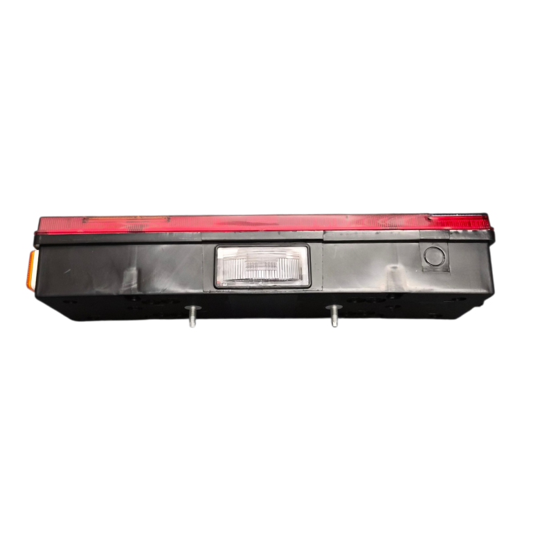 REAR COMBINATION LAMP PASSENGER SIDE LH