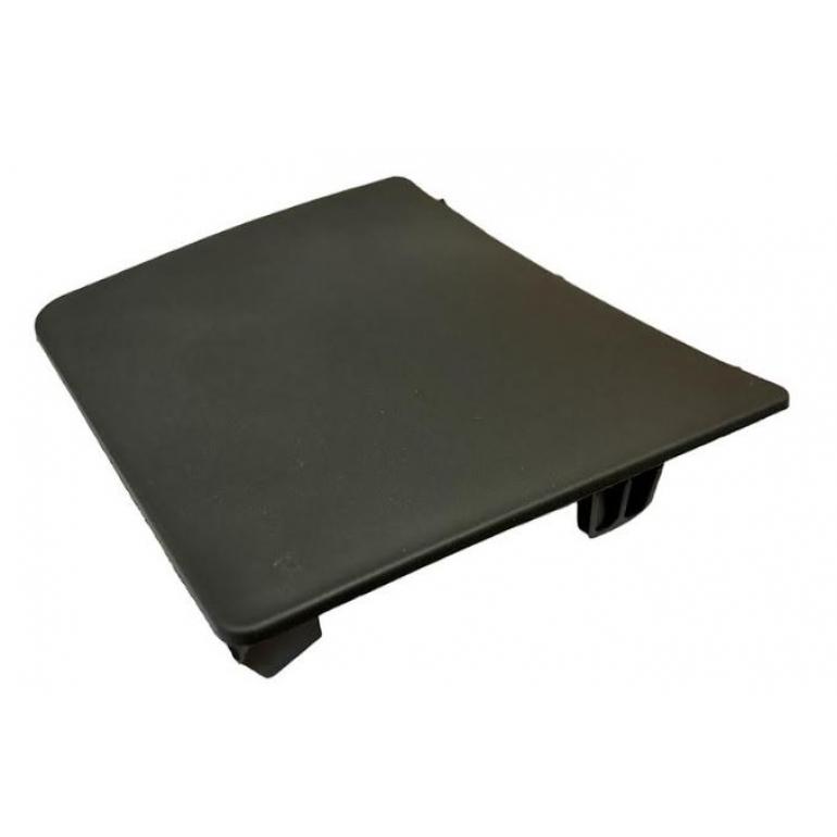 LOWER SURROUND STEP INFILL COVER PANEL DRIVER SIDE RH
