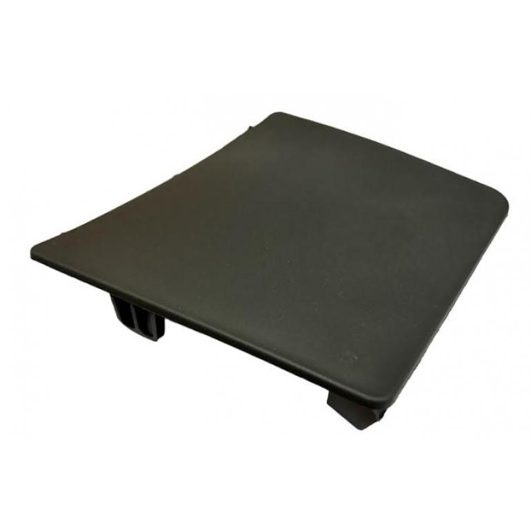 LOWER SURROUND STEP INFILL COVER PANEL PASSENGER SIDE LH