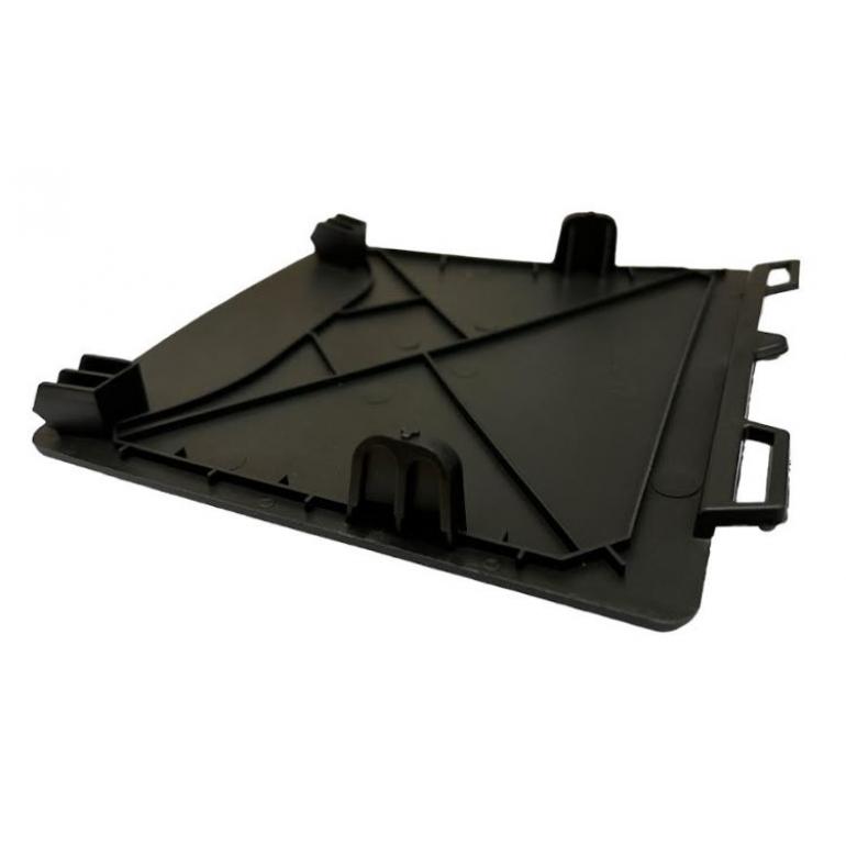 LOWER SURROUND STEP INFILL COVER PANEL PASSENGER SIDE LH