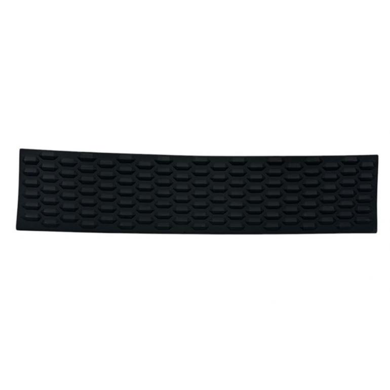 FRONT BUMPER TREAD PLATE