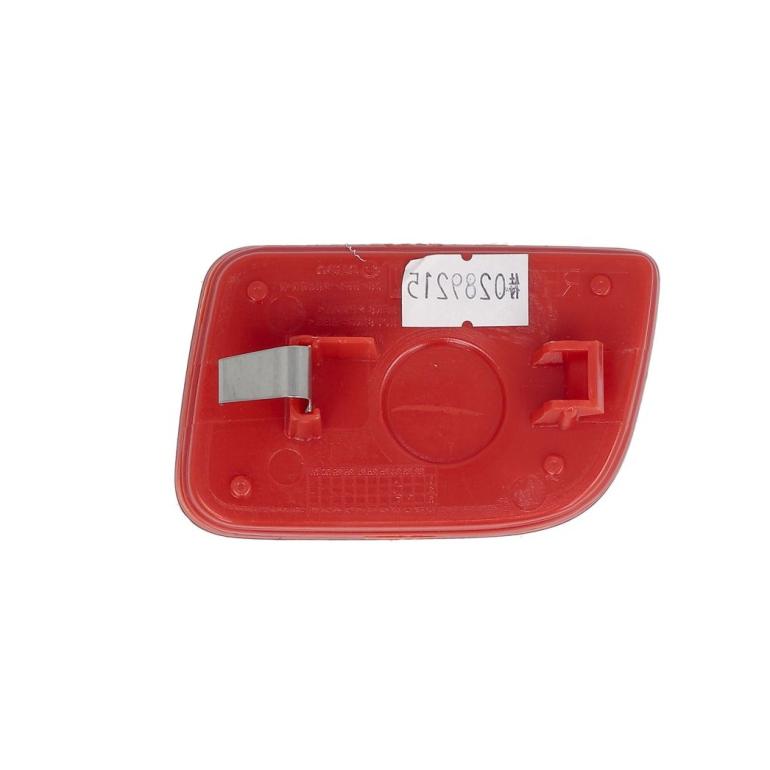 REAR BUMPER REFLECTOR PASSENGER SIDE LH