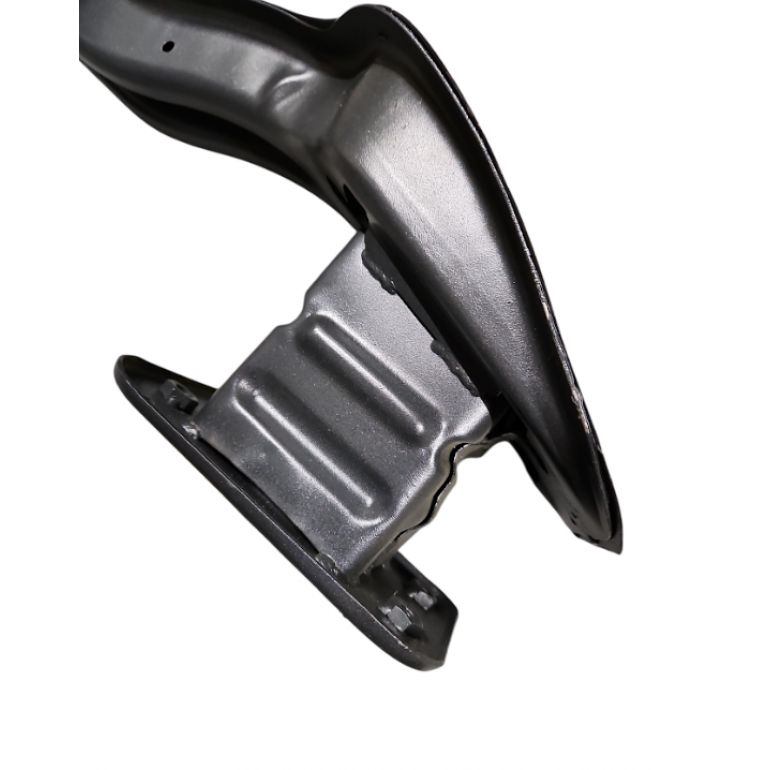 FRONT BUMPER REINFORCEMENT BAR (STEPPED TYPE)