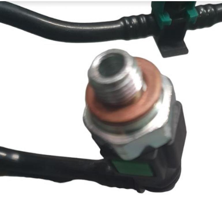 FUEL INJECTOR RETURN PIPE LEAK OFF