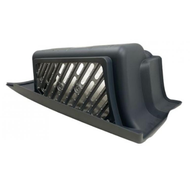 LOWER STEP SURROUND & TREAD PLATE DRIVER SIDE RH