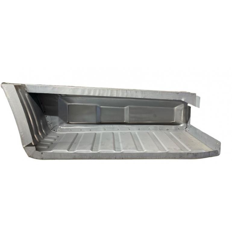 PRIMED LOWER DOOR STEP SURROUND DRIVER SIDE RH