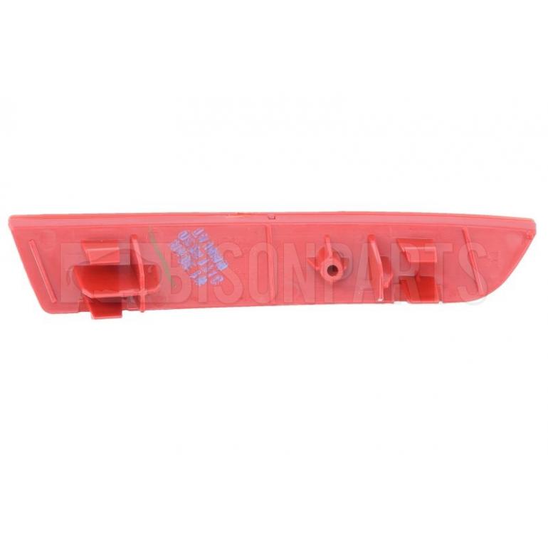 REAR RED REFLECTOR PASSENGER SIDE LH