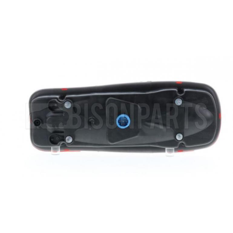 REAR COMBINATION LAMP PASSENGER SIDE LH