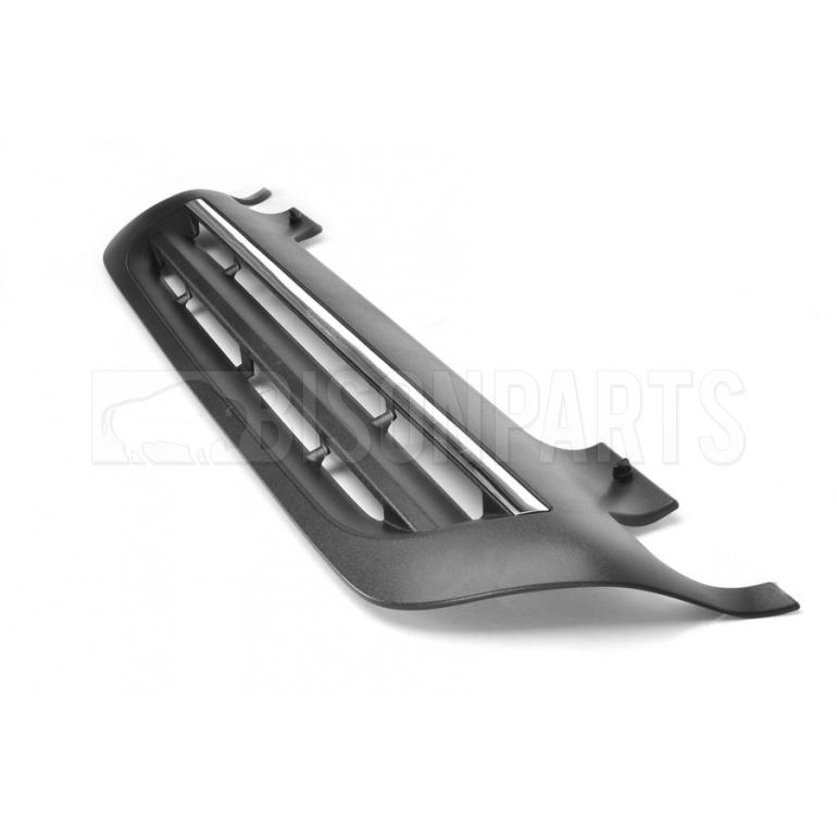 LOWER GRILLE PANEL WITH CHROME STRIP