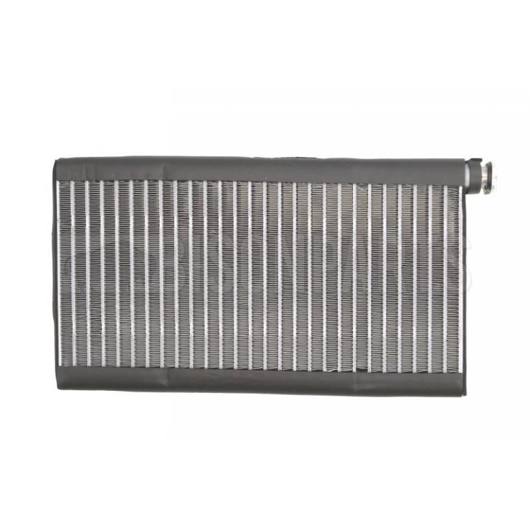 AIR CONDITIONING EVAPORATOR