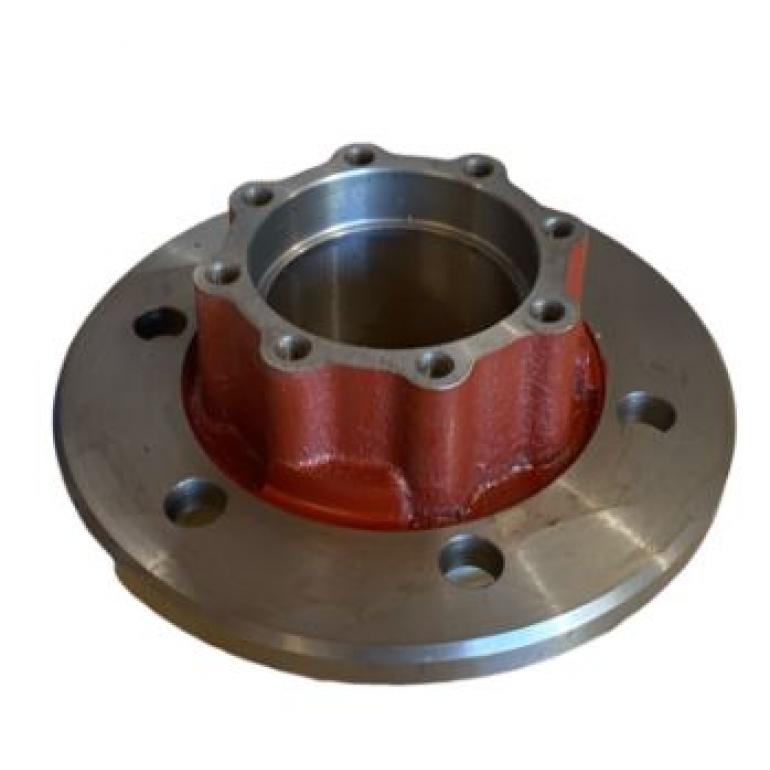 REAR WHEEL HUB WITH WHEEL STUDS