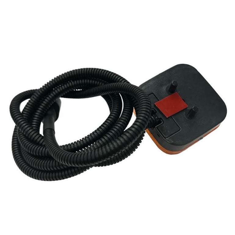 LED AMBER SIDE MARKER LAMP (VERTICAL BOLT TYPE)