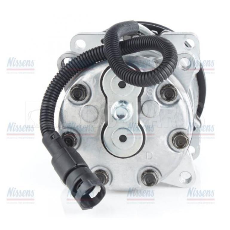 AIR CONDITIONING COMPRESSOR