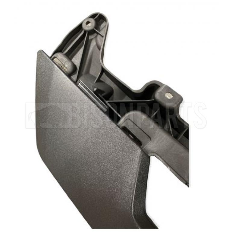 FRONT CENTRE GRILLE PANEL