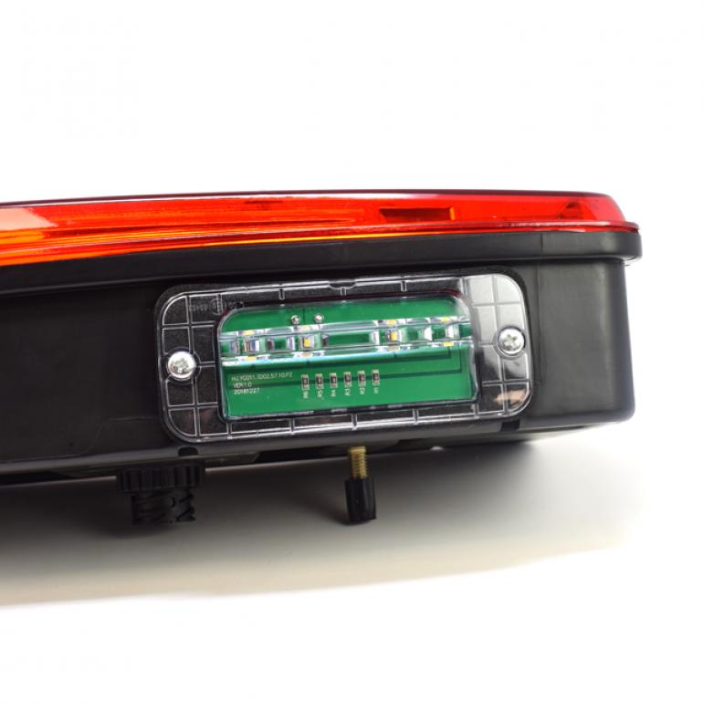 LED REAR COMBINATION LAMP WITH NUMBER PLATE LAMP PASSENGER SIDE LH