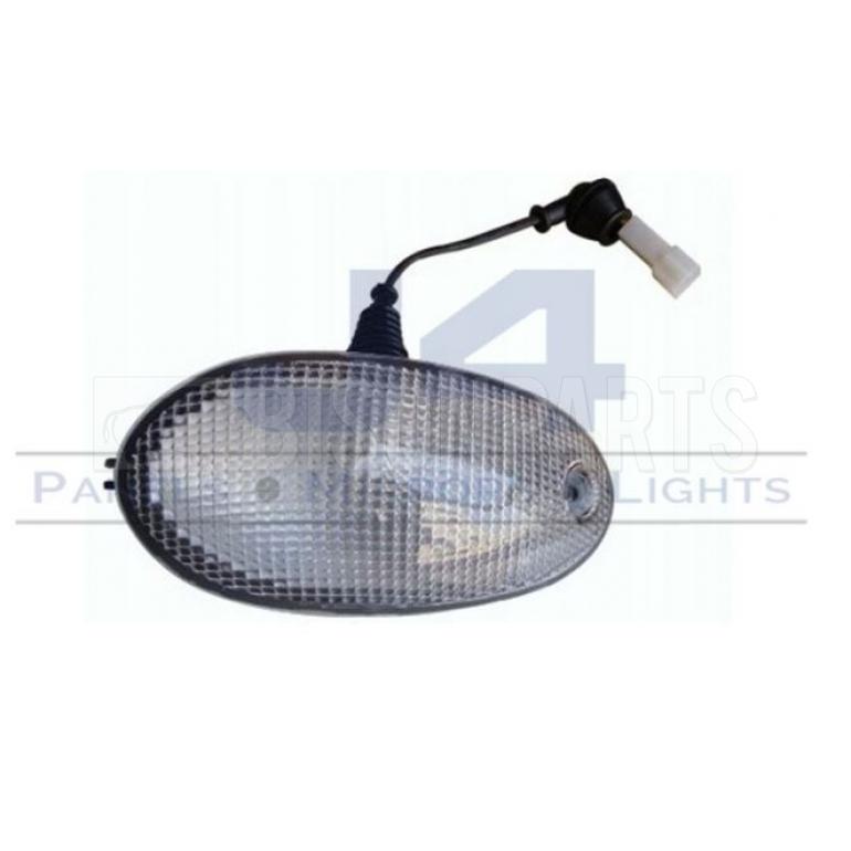 CLEAR ROOF MARKER LAMP C/W SQUARE PLUG DRIVER SIDE RH
