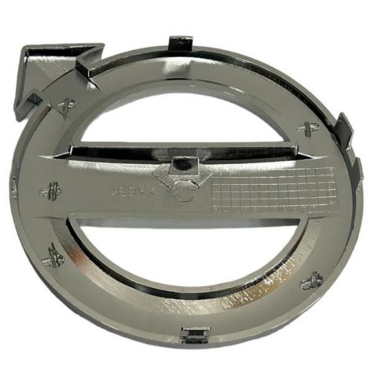 CHROME COATED UPPER GRILLE LOGO'D BADGE