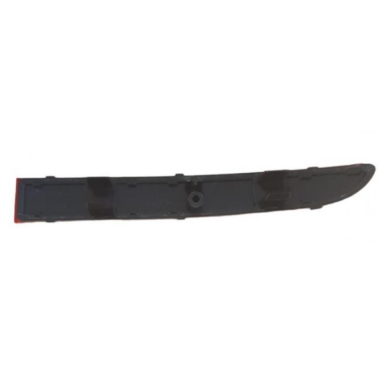 REAR BUMPER REFLECTOR PASSENGER SIDE LH
