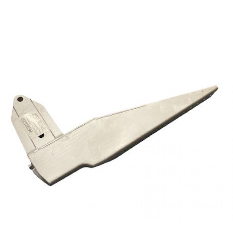 LOWER STEP SUPPORT MOUNTING BRACKET DRIVER SIDE RH