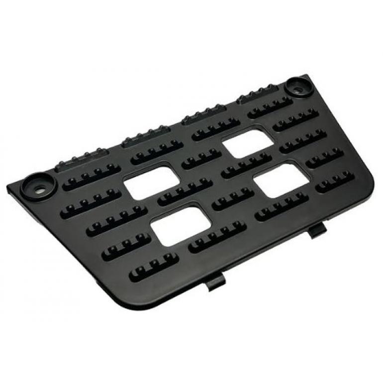 LOWER STEP TREAD PLATE FITS RH OR LH