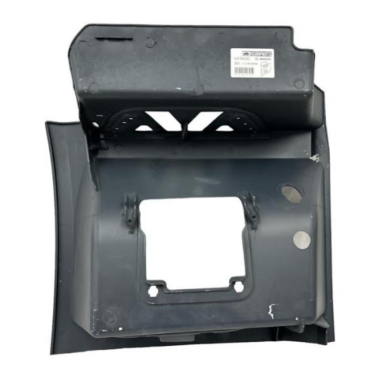 GREY LOWER STEP SURROUND PASSENGER SIDE LH