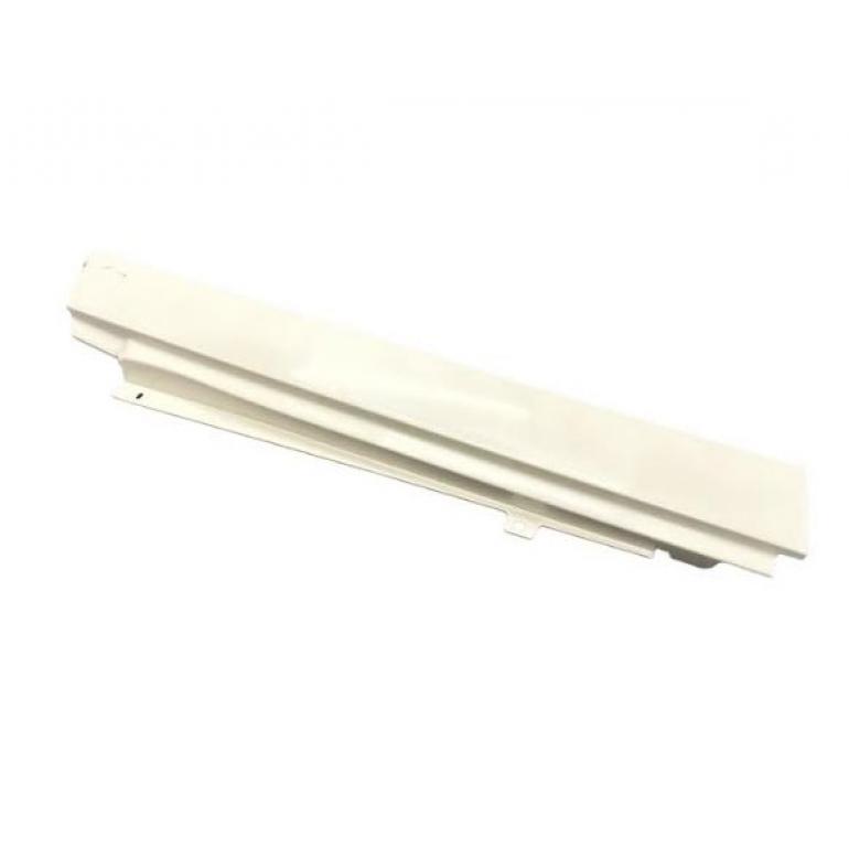 FRONT CORNER INNER COVER PASSENGER SIDE LH