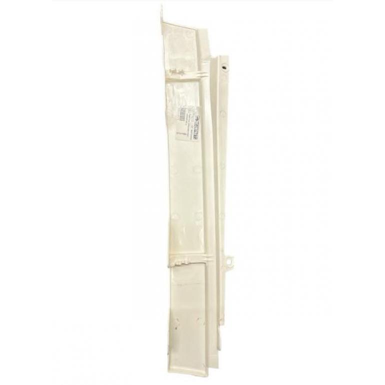 FRONT CORNER INNER COVER PASSENGER SIDE LH